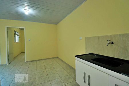 Sala/Cozinha de casa para alugar com 1 quarto, 40m² em Parque Novo Oratório, Santo André