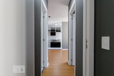 Corredor de apartamento para alugar com 2 quartos, 41m² em Jardim Santa Emília, São Paulo