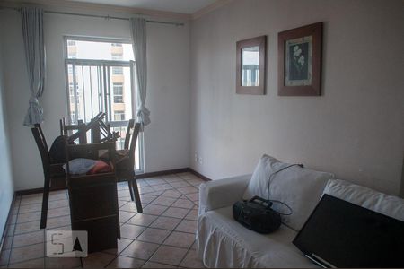 Sala de apartamento para alugar com 2 quartos, 90m² em Politeama, Salvador