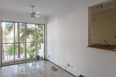 Sala de apartamento à venda com 2 quartos, 49m² em Boaçava, São Paulo