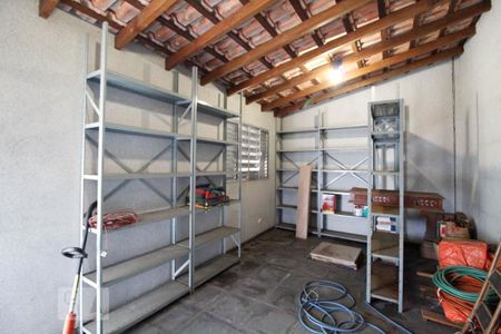 Casa à venda com 530m², 3 quartos e 10 vagas Casa à venda com 530m², 3 quartos e 10 vagasDepósito