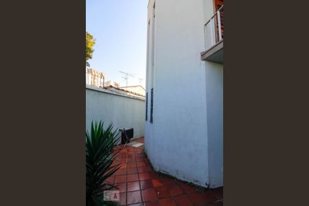 Casa à venda com 530m², 3 quartos e 10 vagas Casa à venda com 530m², 3 quartos e 10 vagasQuintal