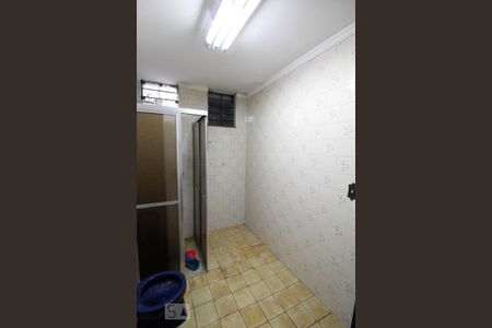 Casa à venda com 530m², 3 quartos e 10 vagas Casa à venda com 530m², 3 quartos e 10 vagasBanheiro da Garagem
