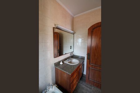 Casa à venda com 530m², 3 quartos e 10 vagas Casa à venda com 530m², 3 quartos e 10 vagasBanheiro da Suíte 2