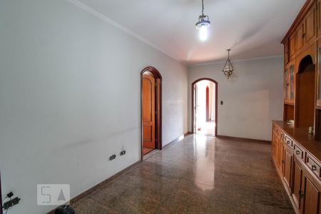 Casa à venda com 530m², 3 quartos e 10 vagas Casa à venda com 530m², 3 quartos e 10 vagasBiblioteca