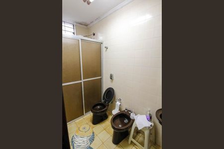 Casa à venda com 530m², 3 quartos e 10 vagas Casa à venda com 530m², 3 quartos e 10 vagasBanheiro de Serviço