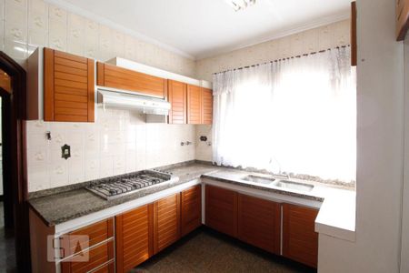 Casa à venda com 530m², 3 quartos e 10 vagas Casa à venda com 530m², 3 quartos e 10 vagasCozinha