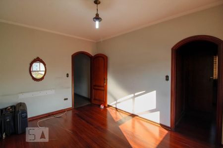 Casa à venda com 530m², 3 quartos e 10 vagas Casa à venda com 530m², 3 quartos e 10 vagasSuíte 3
