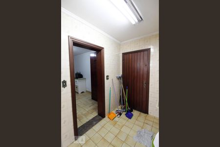 Casa à venda com 530m², 3 quartos e 10 vagas Casa à venda com 530m², 3 quartos e 10 vagasÁrea de Serviço 2