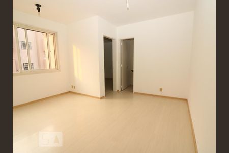 Sala de apartamento à venda com 1 quarto, 52m² em Protásio Alves, Porto Alegre