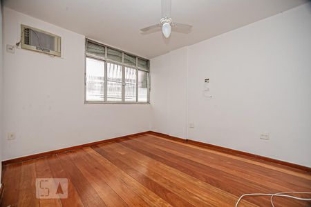 Quarto 2 de apartamento à venda com 3 quartos, 115m² em Icaraí, Niterói