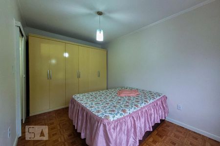 QUarto de apartamento à venda com 1 quarto, 51m² em Passo da Areia, Porto Alegre
