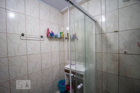 Banheiro de casa para alugar com 2 quartos, 120m² em Taquara, Rio de Janeiro