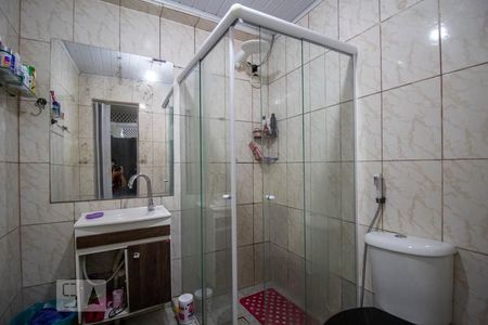 Banheiro de casa para alugar com 2 quartos, 120m² em Taquara, Rio de Janeiro