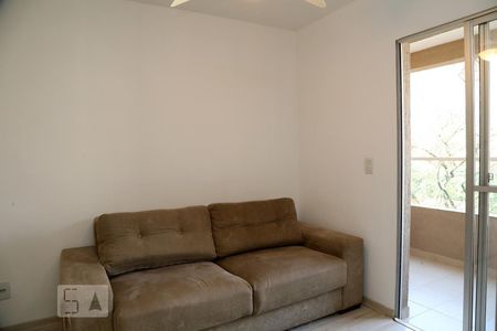 Sala de apartamento para alugar com 3 quartos, 70m² em Paraíso do Morumbi, São Paulo