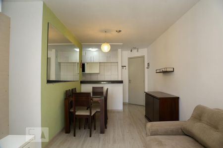 Sala de apartamento para alugar com 3 quartos, 70m² em Paraíso do Morumbi, São Paulo