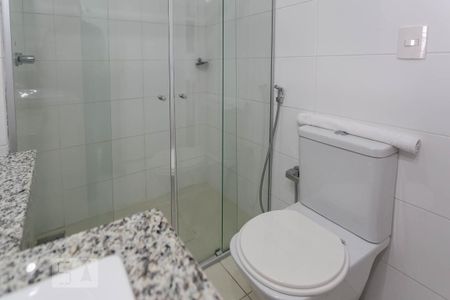 Studio para alugar com 30m², 1 quarto e sem vaga Studio para alugar com 30m², 1 quarto e sem vagaBanheiro