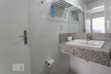 Studio para alugar com 30m², 1 quarto e sem vaga Studio para alugar com 30m², 1 quarto e sem vagaBanheiro
