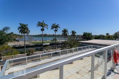 Studio para alugar com 30m², 1 quarto e sem vaga Studio para alugar com 30m², 1 quarto e sem vagaÁrea comum - Piscina