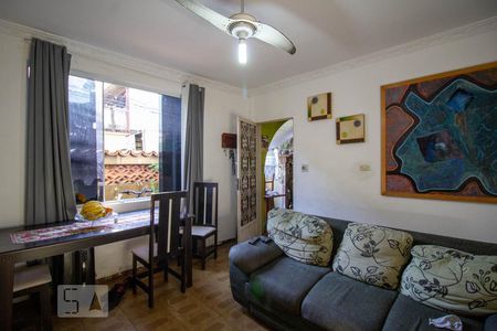 Sala de casa de condomínio à venda com 2 quartos, 105m² em Anil, Rio de Janeiro