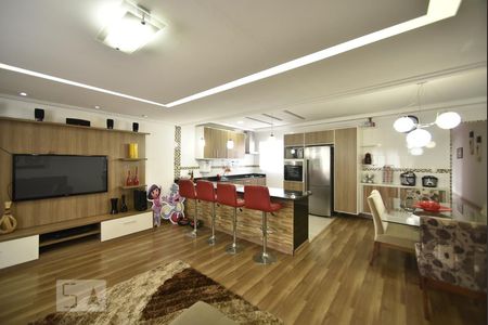Sala 2 e cozinha americana de casa à venda com 7 quartos, 260m² em Vila Invernada, São Paulo