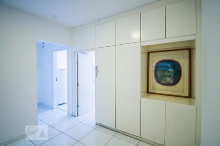 Sala de apartamento para alugar com 1 quarto, 44m² em Vila Itapura, Campinas