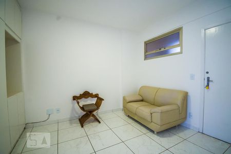 Sala de apartamento para alugar com 1 quarto, 44m² em Vila Itapura, Campinas