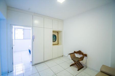 Sala de apartamento para alugar com 1 quarto, 44m² em Vila Itapura, Campinas