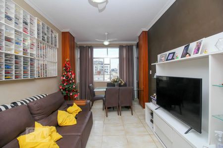 Apartamento à venda com 73m², 2 quartos e sem vagaSala