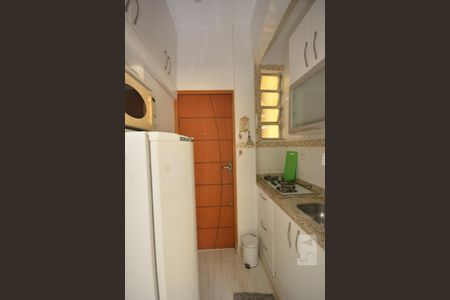Cozinha de kitnet/studio para alugar com 1 quarto, 30m² em Glória, Rio de Janeiro
