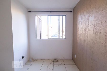 Sala de apartamento à venda com 2 quartos, 43m² em Mato Grande, Canoas