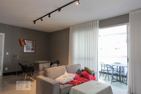 Sala de apartamento para alugar com 2 quartos, 80m² em Santo Antônio, Belo Horizonte