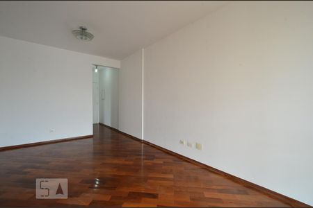 Sala de apartamento à venda com 3 quartos, 74m² em Chácara Inglesa, São Paulo