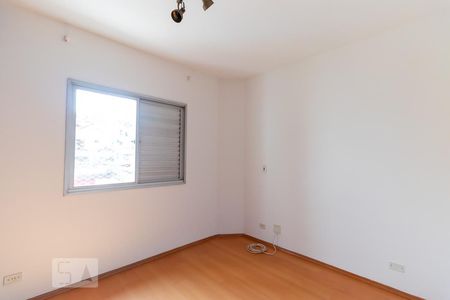 Quarto 1 de apartamento à venda com 2 quartos, 69m² em Vila Madalena, São Paulo