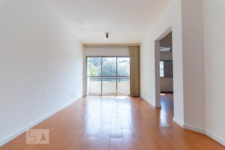 Sala de apartamento à venda com 2 quartos, 69m² em Vila Madalena, São Paulo