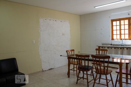Casa à venda com 2 quartos, 80m² em Itaquera, São Paulo