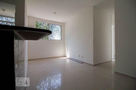 Sala de apartamento à venda com 2 quartos, 55m² em Vargem Pequena, Rio de Janeiro