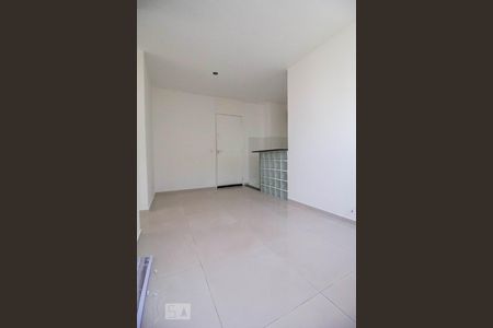 Sala de apartamento à venda com 2 quartos, 55m² em Vargem Pequena, Rio de Janeiro