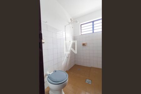 Banheiro de casa para alugar com 1 quarto, 45m² em Jardim Baronesa, Campinas