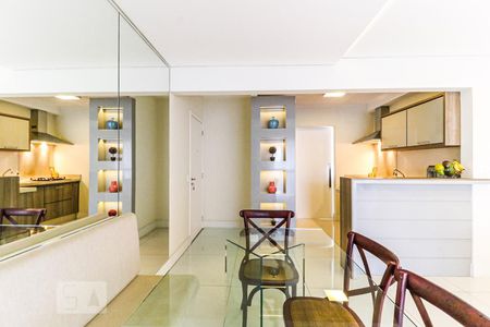 Sala de jantar de apartamento à venda com 2 quartos, 95m² em Várzea de Baixo, São Paulo