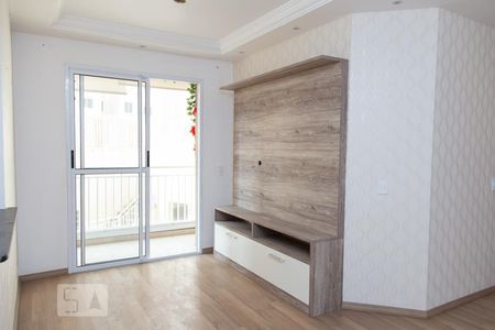 Sala de apartamento para alugar com 2 quartos, 45m² em Itaquera, São Paulo