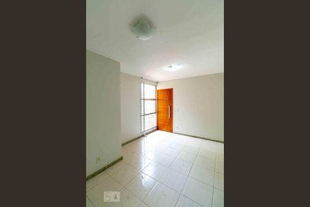 Sala de apartamento à venda com 2 quartos, 60m² em Frei Leopoldo, Belo Horizonte