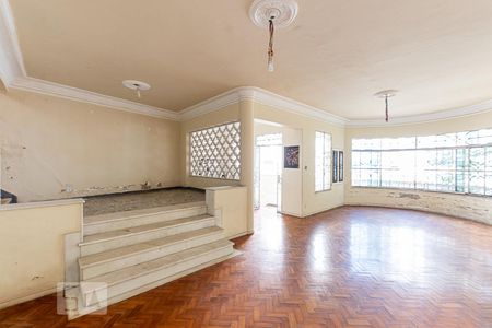Sala de casa à venda com 4 quartos, 200m² em Icaraí, Niterói