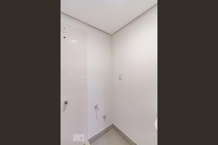 Banheiro de kitnet/studio para alugar com 1 quarto, 36m² em Farroupilha, Porto Alegre