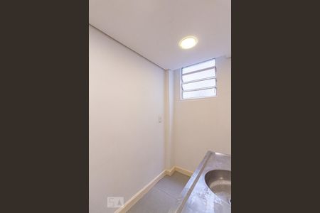 Cozinha e Área de Serviço de kitnet/studio para alugar com 1 quarto, 36m² em Farroupilha, Porto Alegre