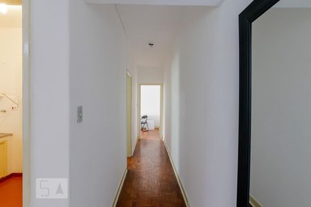 Corredor  de apartamento para alugar com 2 quartos, 60m² em Ipiranga, São Paulo