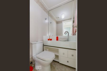 Lavabo de apartamento para alugar com 3 quartos, 140m² em Horto Bela Vista, Salvador