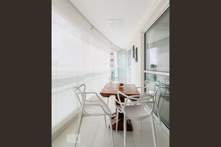 Varanda gourmet de apartamento para alugar com 3 quartos, 140m² em Horto Bela Vista, Salvador