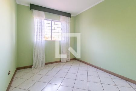 Quarto 1 de casa de condomínio para alugar com 3 quartos, 115m² em Tingui, Curitiba