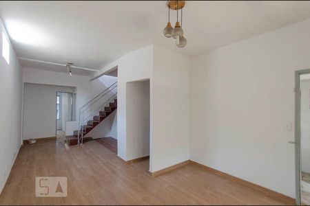 Sala de casa à venda com 3 quartos, 140m² em Vila Domitila, São Paulo